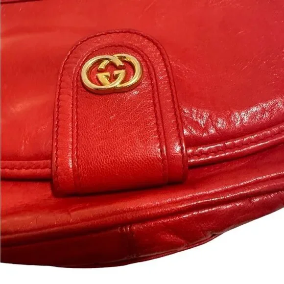 Gucci red leather gold hardware logo crossbody bag - Picture 4 of 14